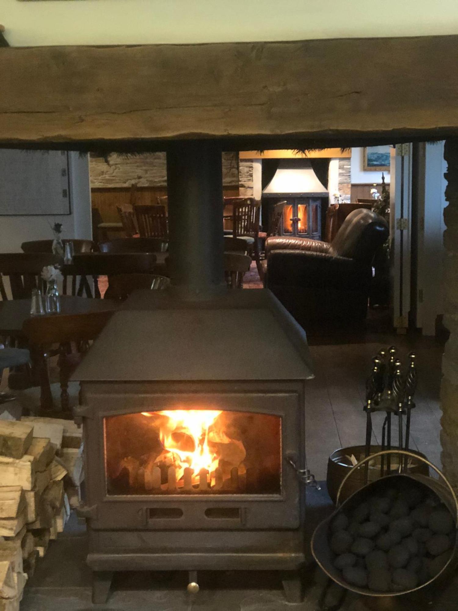 The Globe Inn Kingsbridge  Exterior photo